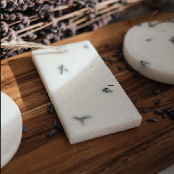 Nikisa Fresh Linen Room Freshener – Nikisa Candles